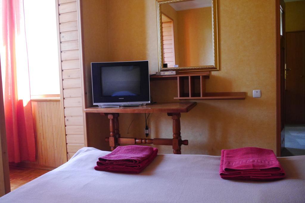 Malvy Hotel Truskavets Bagian luar foto