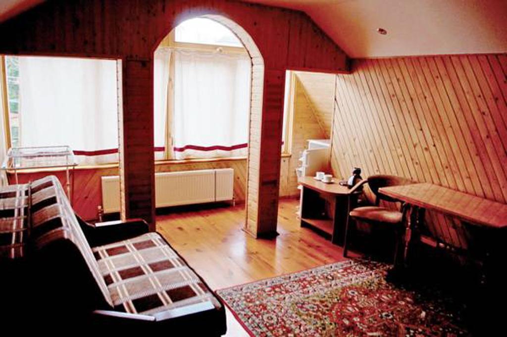 Malvy Hotel Truskavets Bagian luar foto